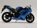 Модель мотоцикла Kawasaki Ninja ZX-6R 1:12