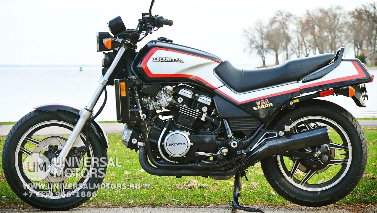 Мотоцикл Honda VF1100S Sabre V65