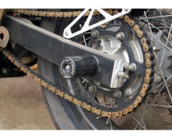 Слайдеры Crazy Iron в ось заднего колеса для Yamaha XT660X/XT660R