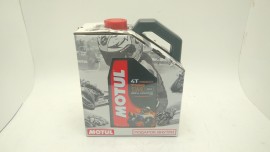Мотор/масло MOTUL 7100 4T SAE 10w-40 (4л)+C4 CL FL (0,100л) Промо упаковка