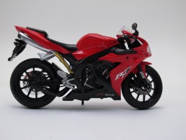 Модель мотоцикла Yamaha красный с черным, Racing R1 (MAD) 1:12