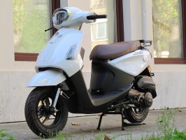 Скутер Yamaha Nozza Grande 150 (50) replica