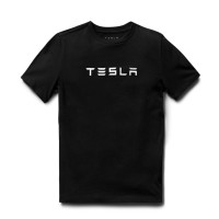 Детская футболка с большой надписью Tesla черная