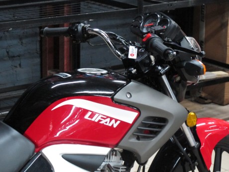 Мотоцикл Lifan LF200-16C Apache (1455303673415)