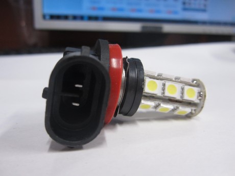 Лампа светодиодная (18 диодов) LED цоколь H11.12V 18SMD белая- Фары ближн. света, туманки (15680239588239)
