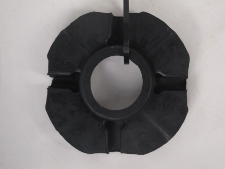 Шайба демпфирующая заднего колеса, резина  (15211163253131)