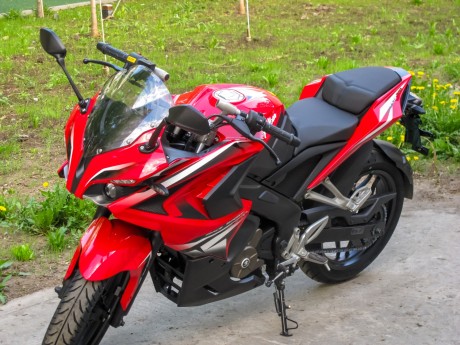 Мотоцикл BAJAJ Pulsar RS 200 (14625637388855)