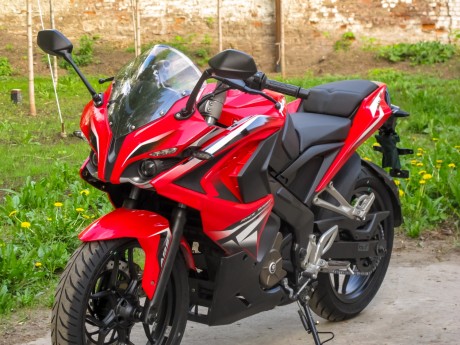 Мотоцикл BAJAJ Pulsar RS 200 (14625637461115)