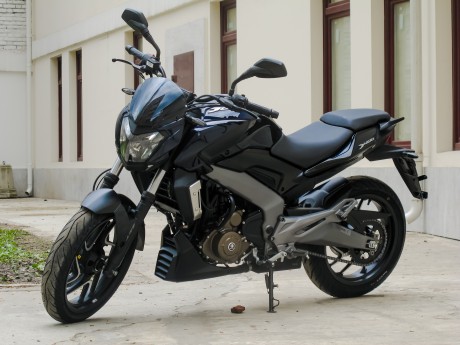 Мотоцикл Bajaj Dominar 400 (15249090630129)