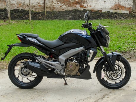 Мотоцикл Bajaj Dominar 400 (15249090704026)