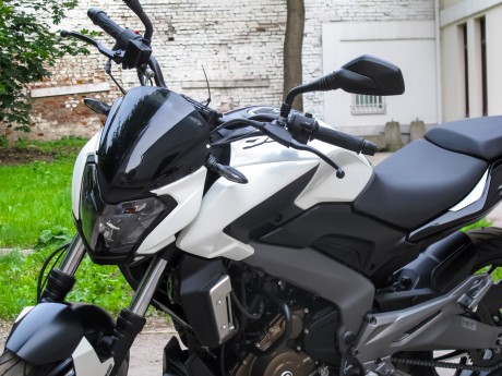 Мотоцикл Bajaj Dominar 400 (14979828482697)