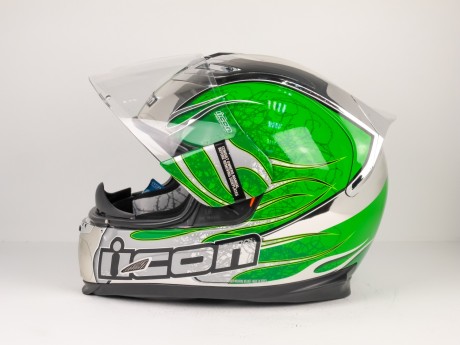 Шлем Icon Airframe Claymore Chrome Green (14641132339544)