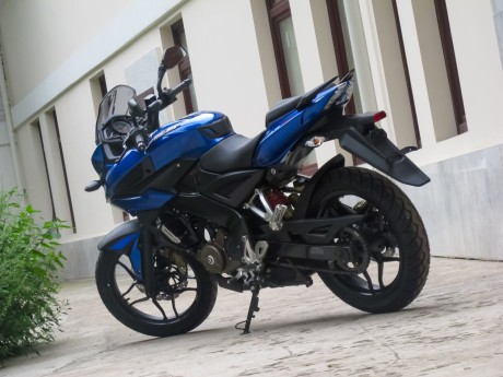 Мотоцикл Bajaj Pulsar AS 200 (14702466536865)