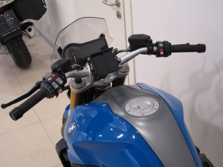 Мотоцикл BMW R 1200 R (14886423263049)