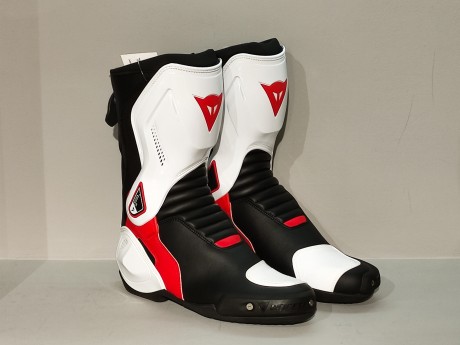 Мотоботы Dainese COURSE D1 OUT BOOTS Black/White/Red-lava (16227370797659)