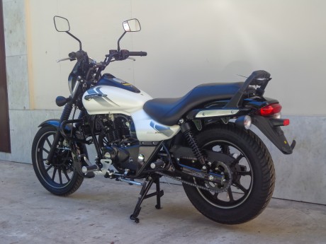 Мотоцикл Bajaj Avenger 220 Street (2018) (15272780827027)
