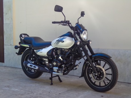 Мотоцикл Bajaj Avenger 220 Street (2018) (15272780840472)