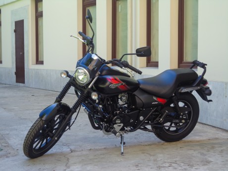 Мотоцикл Bajaj Avenger 220 Street (2018) (15272780897931)