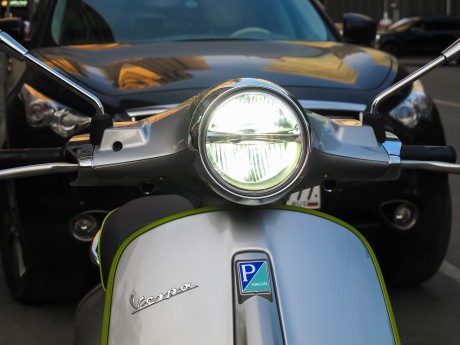Скутер Vespa Primavera Elettrica L3 (Motociclo) (15611475860731)