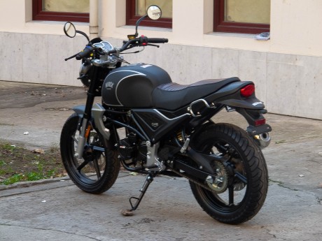 Мотоцикл M1NSK C4 300 (16365569883808)