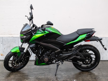Мотоцикл Bajaj Dominar 400 Limited Edition Green 2020 (15849763336346)