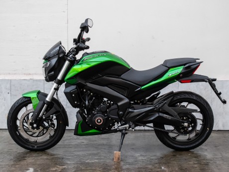 Мотоцикл Bajaj Dominar 400 Limited Edition Green 2020 (15849763400853)