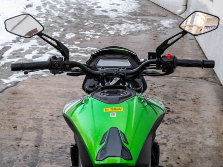 Мотоцикл Bajaj Dominar 400 Limited Edition Green 2020 (15849763476353)