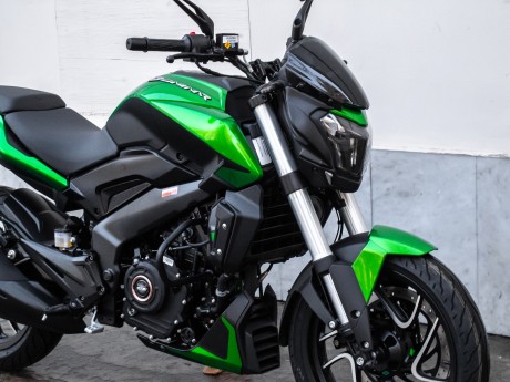 Мотоцикл Bajaj Dominar 400 Limited Edition Green 2020 (15849763572786)