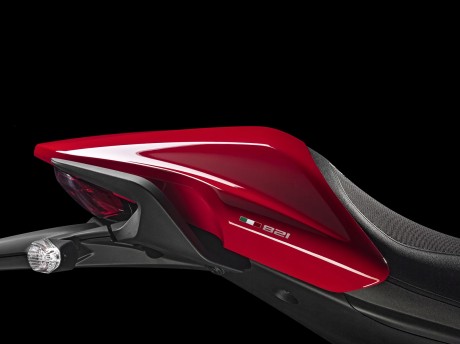 Мотоцикл DUCATI Monster 821 - Ducati Red (15819411615471)