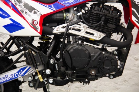 Кроссовый мотоцикл Motoland RZ200 (16403515852253)