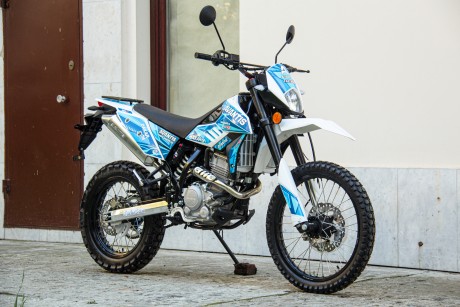 Мотоцикл Avantis Dakar 250 TwinCam (170FMM, вод.охл.) (15989762935614)