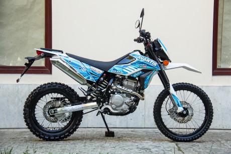 Мотоцикл Avantis Dakar 250 TwinCam (170FMM, вод.охл.) (15989762982939)