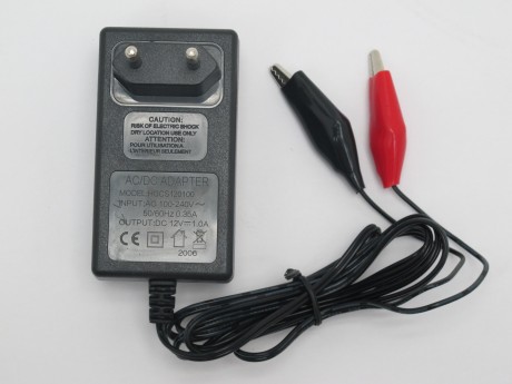 Зарядное устройство 12V с коннекторами для АКБ 1.0A (16045798059935)