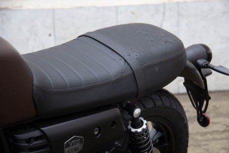 Мотоцикл MOTO GUZZI V7 III Stone Night Pack (16116613809185)