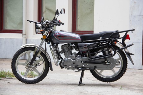Мотоцикл Universal Classic 250 (16251521544023)
