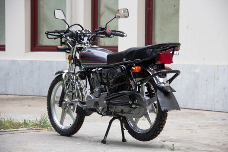 Мотоцикл Universal Classic 250 (16251521562853)