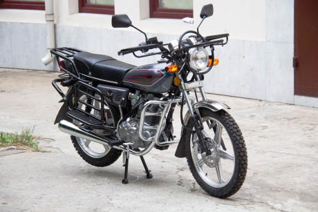 Мотоцикл Universal Classic 250 (16251521582912)