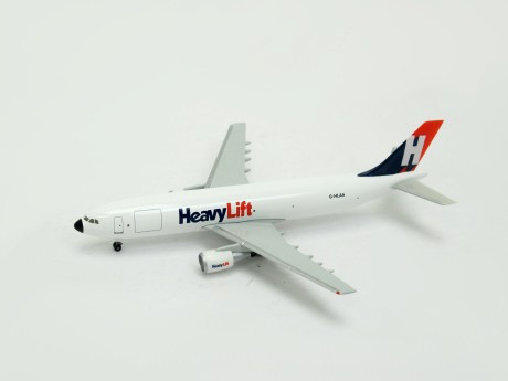 Модель самолёта Herpa HeavyLift Cargo Airlines Airbus A300B4F (16347464907727)