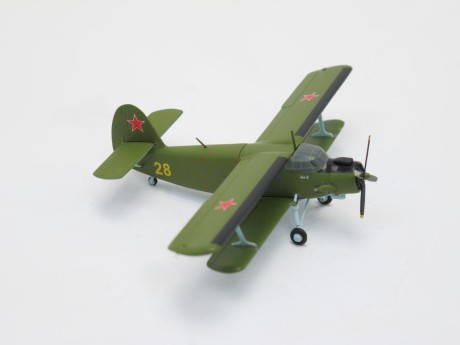 Модель самолёта Herpa Soviet Air Force Antonov AN-2 (16347160521418)