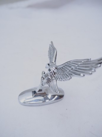 Эмблема на крыло Орел на охоте (хром) (16484640603006)