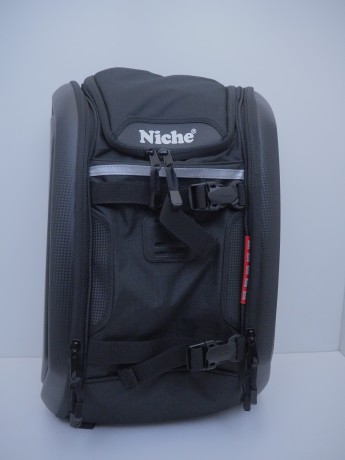 Рюкзак для мотоциклиста NICHE ONE, с жесткими боковинами (16509595407483)