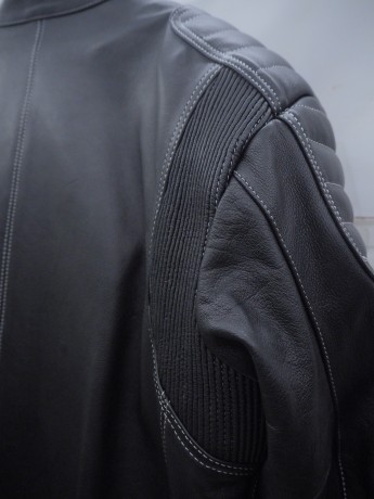 Куртка кожаная FianRO MOTO FR 097 ( белая строчка ) (16511561727831)