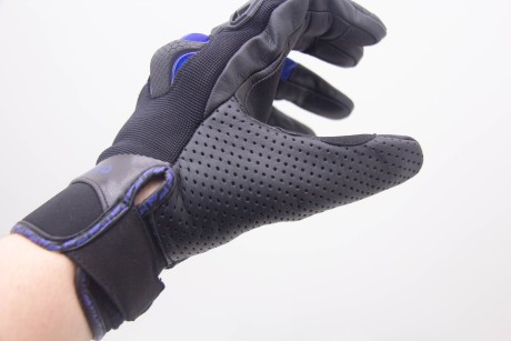 Перчатки MOTEQ Stinger, 4 клапана вентиляции, мужские, чёрные/синие (16585046315232)