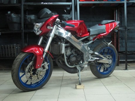 Мотоцикл Derbi GPR 50 R