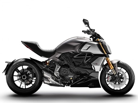 Мотоцикл DUCATI Diavel 1260 S - Sandstone Grey