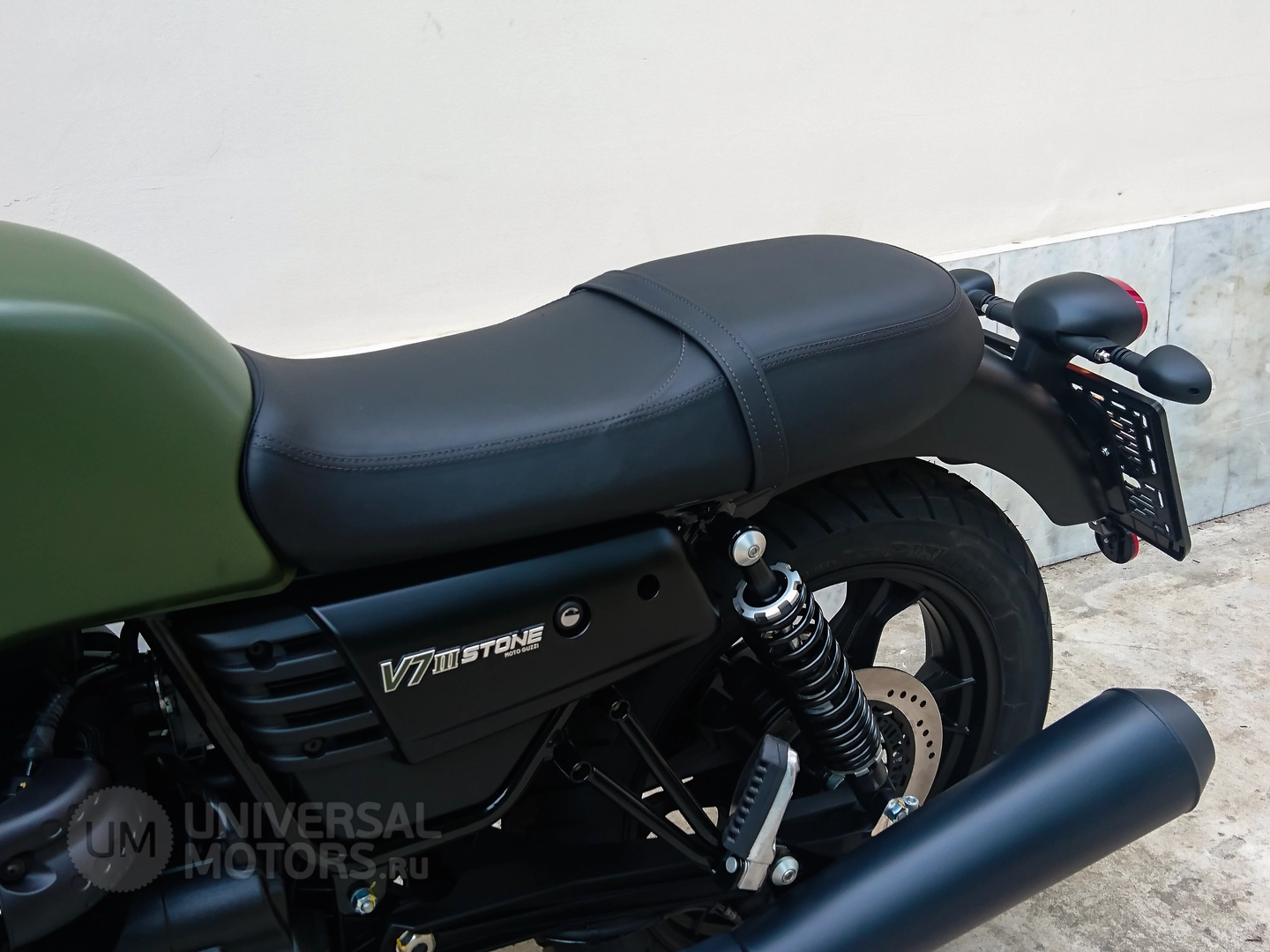 Мотоцикл MOTO GUZZI V7 III Stone ABS, Передний тормоз описание плавающие диски из нержавеющей стали, диаметр 320 мм, суппортами brembo с 4 разноразмерными оппозитными поршнями