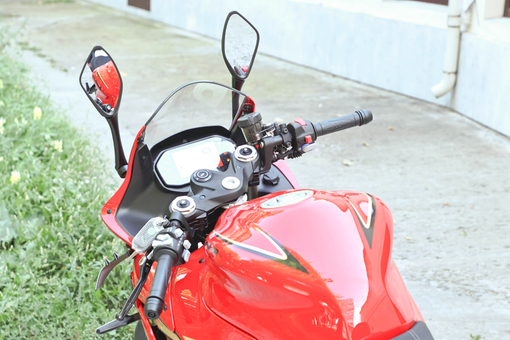 Мотоцикл QJMOTOR SRK 600 RC, Высота профиля 70 %