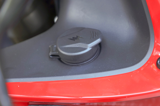 Мотоцикл QJMOTOR SRK 600 RC, 17806970311612568235