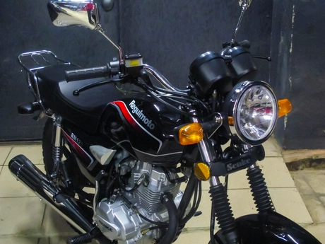 Regulmoto rm 125. Мотоцикл Regulmoto sk125. Мотоцикл Regulmoto rm125 черный. Мотоцикл Regulmoto (Senke) sk125. Regulmoto Senke 125.