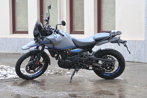 Мотоцикл Royal Enfield Himalayan 450 Mid Poppy Blu, Количество мест 2